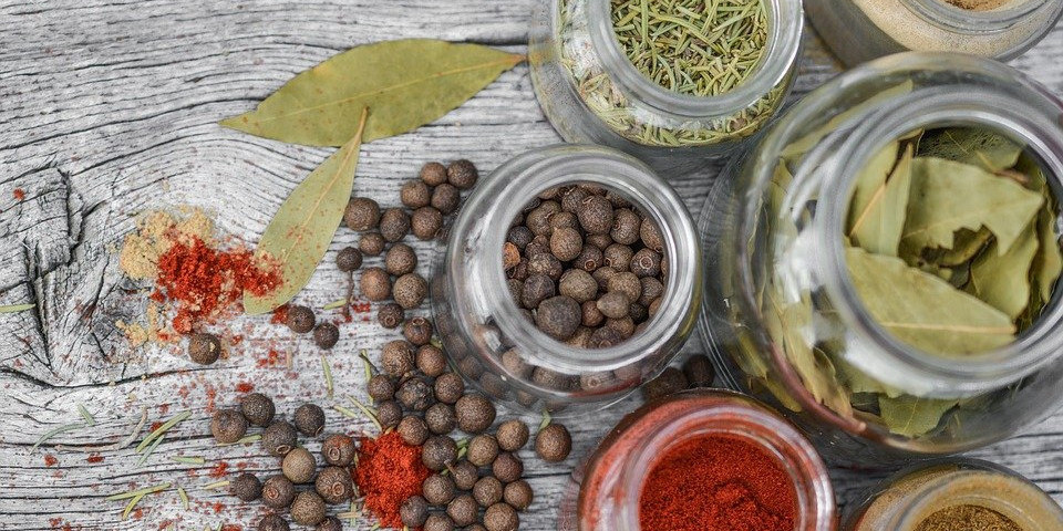 8 NAJZDRAVIJIH ZAČINA! Nutricionistkinja savetuje koje obavezno treba da uvrstite u ishranu!