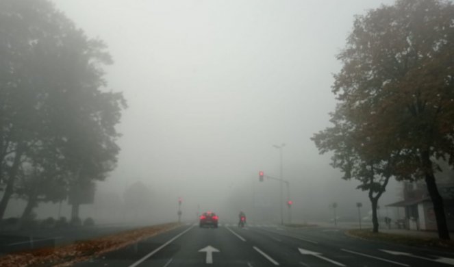 PAŽLJIVO VOZITE! Zbog magle smanjena vidljivost na ovim deonicama