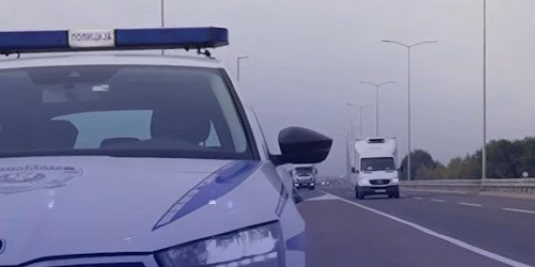 U Beogradu u isto vreme izazvano više udesa: Nezapamćeni kolaps na moto-putu u oba pravca!