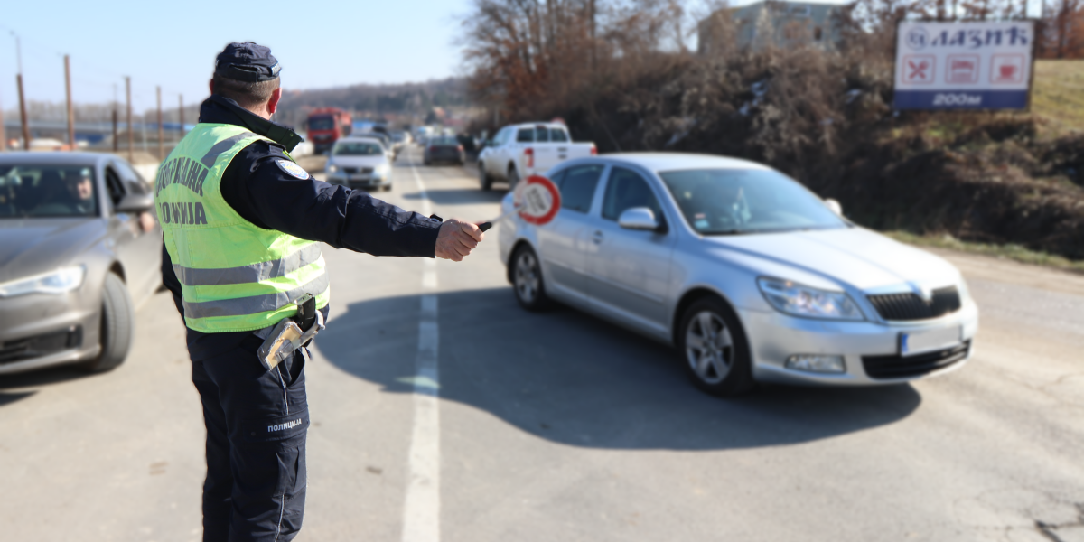 Za nekoliko sati četvorica vozača isključena iz saobraćaja! Voze, pijani, bez dozvole, ali i pod dejstvom narkotika
