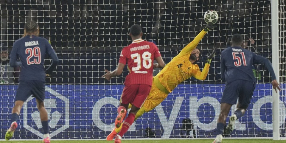Liverpul brutalno pokraden u LŠ! PSŽ eliminisao Engleze golom iz ofsajda, VAR napravio ogromnu grešku! (FOTO)