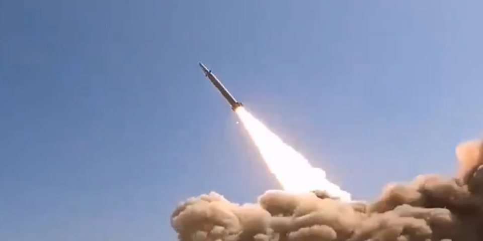 Iran spreman za rat! Pokazali novo monstruozno oružje, pa poručili: gađaćemo baze! Zapad se trese od straha! (VIDEO)