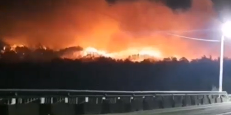 (VIDEO) HOROR U RUSIJI! Vatra guta sve redom, scene iz pakla šire se mrežama: Cela država strahuje od najgoreg scenarija!