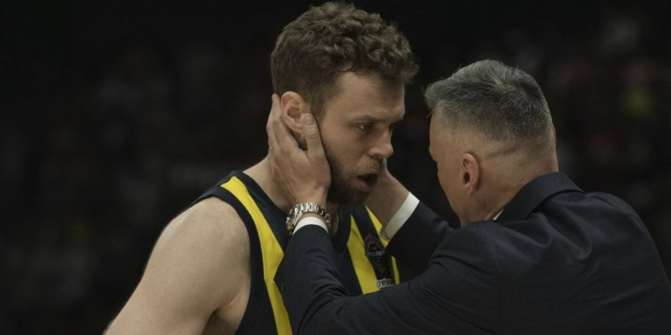 Fenerbahče je u finalu, imaćemo novog šampiona Evrolige... PAO se raspao
